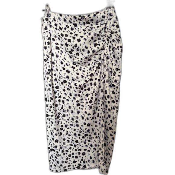 ZARA large black white animal print ruched skirt satin feel - Picture 2 of 9